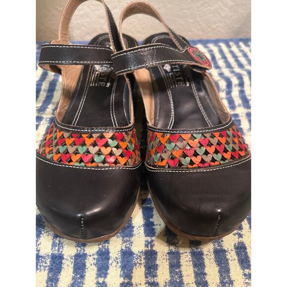 L'Artiste by Spring Step Black Leather Amour Mary Janes - Picture 2 of 9